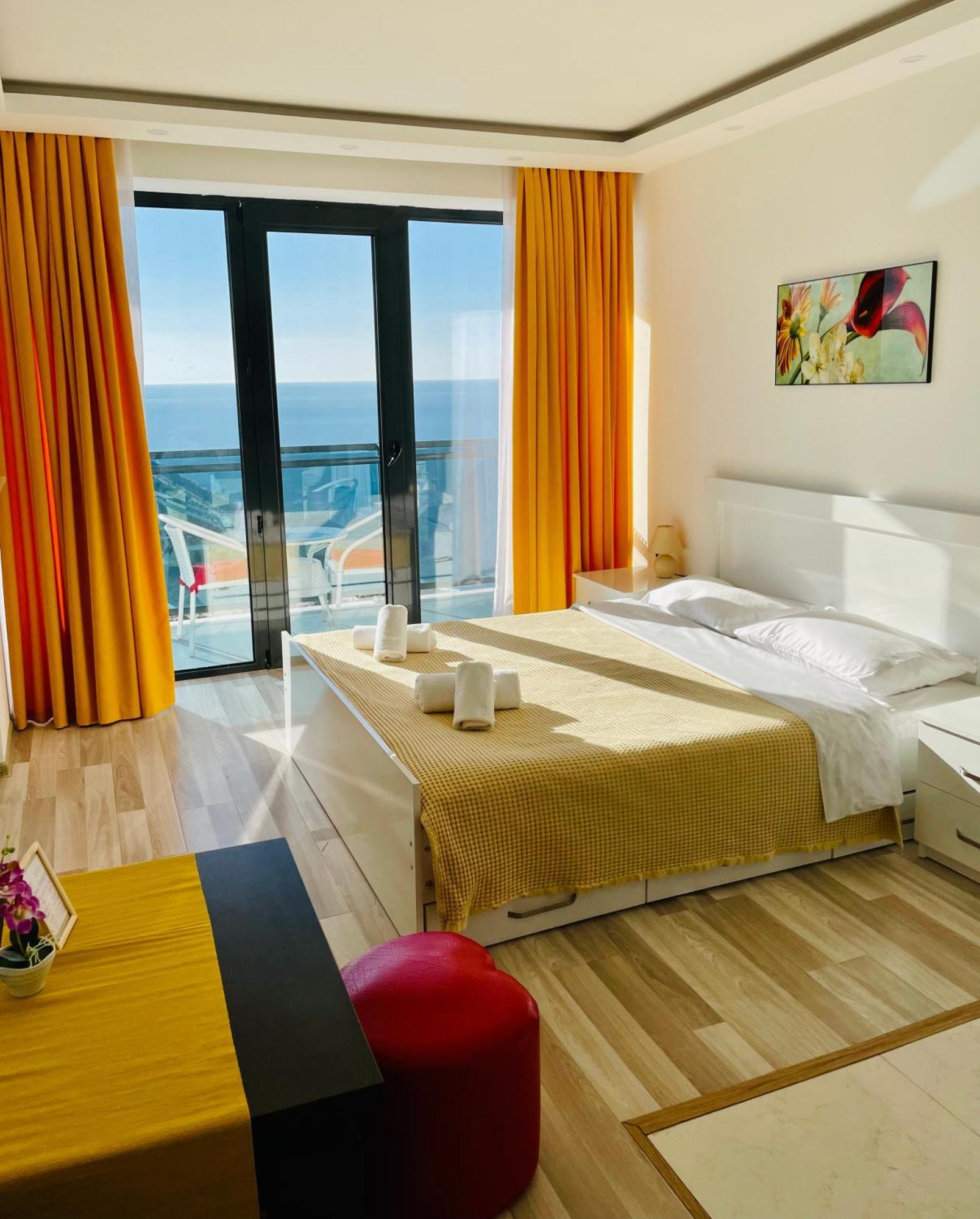 Sea View Apartments Orbi Beach Tower Batumi Luaran gambar